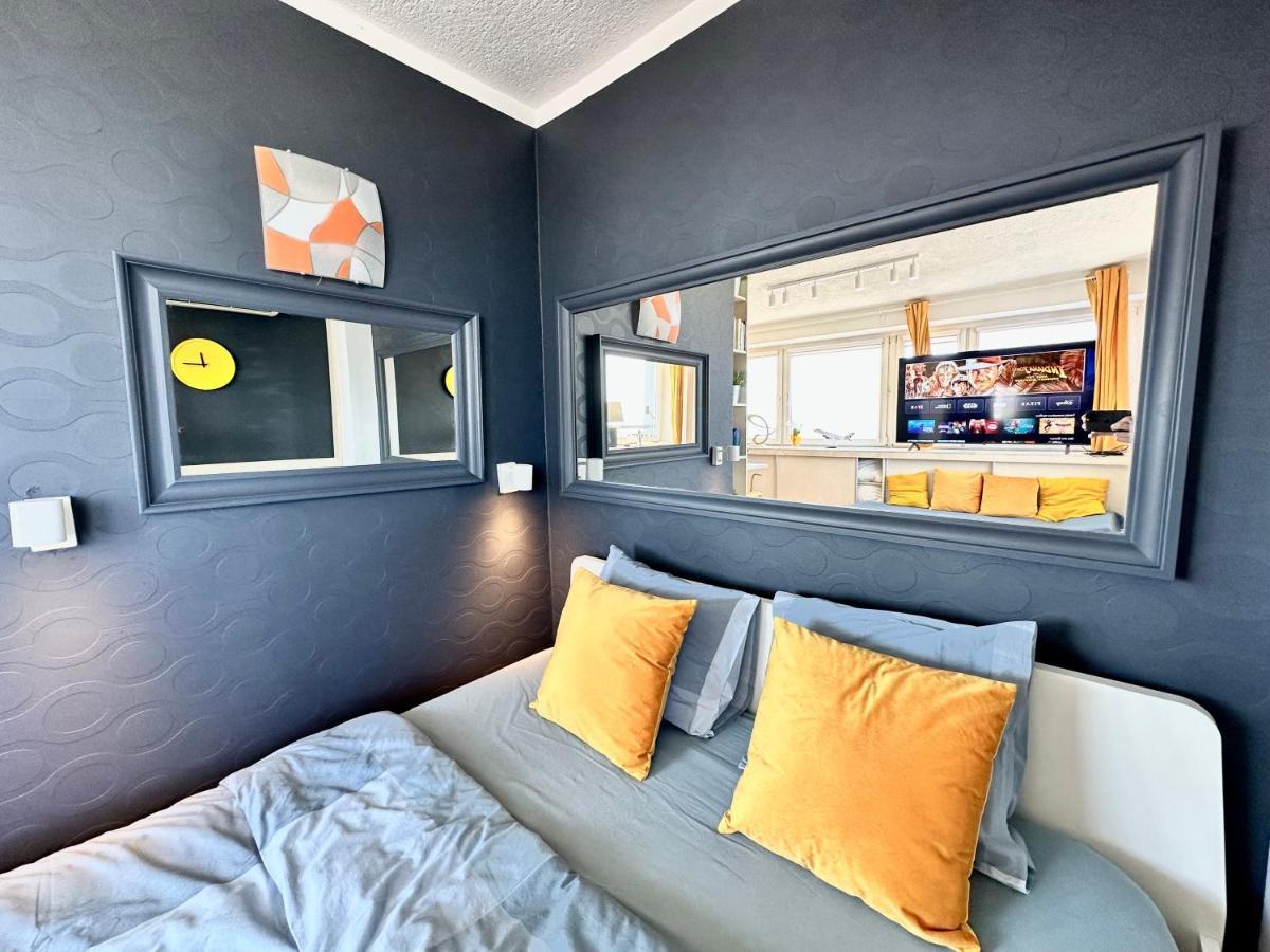 Sun Clima/Ac Metro X2 Fast Wifi 500 Mbs 70'Tv Netflix Appletv Hbo Lejlighed Warszawa Eksteriør billede